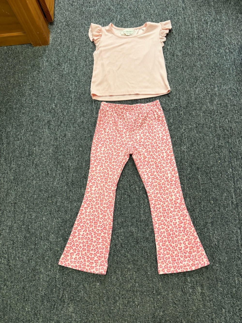 btween Pink Ruffle-Sleeve Top & Pink Leopard - Picture 2 of 8